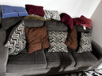 Couch And Love Seat Combo With Pull Out Bed