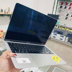 MacBook Air 2020 8gb Ram 256gb SSD 