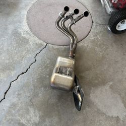 2020 MT-09 Stock exhaust