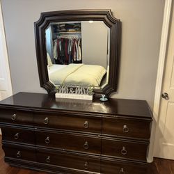 King Bedroom Set