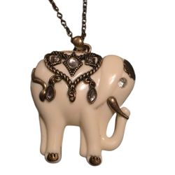 VTG Avon Elephant Necklace 