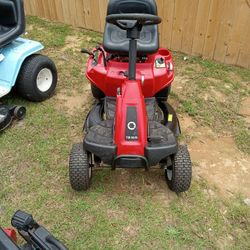 Troy-Bilt Riding Lawn Mower