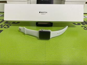 📲📲🔥Apple Watch series 3 42Mm sealed new