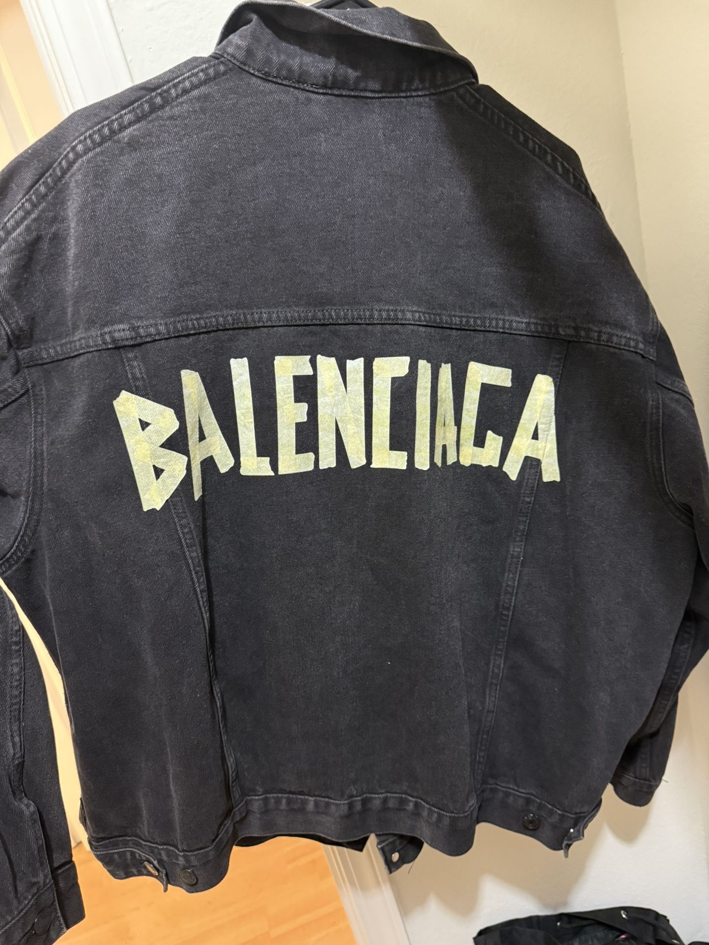 Chamarra Balenciaga Back Tape