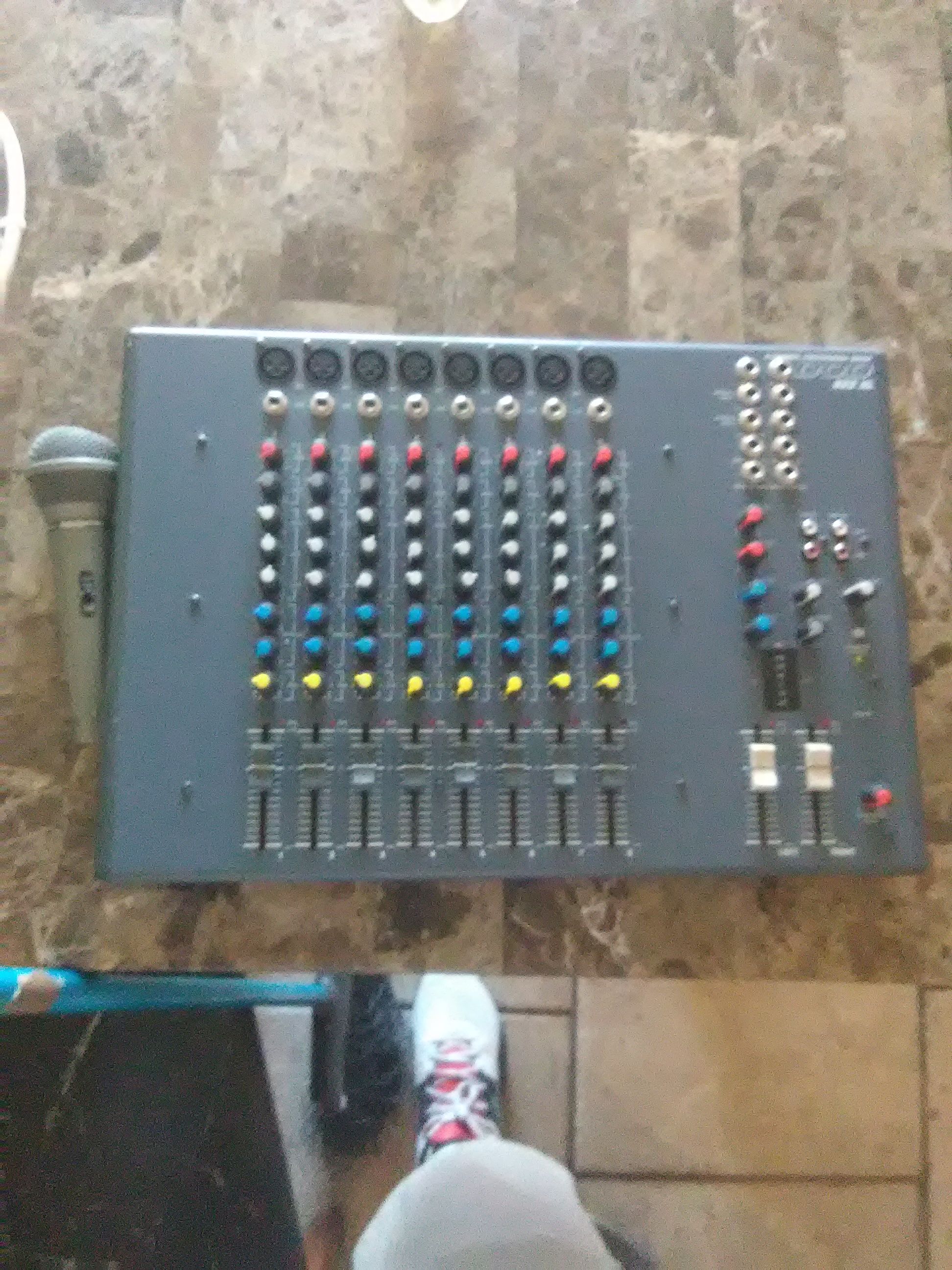 8 channel pro mixer dod 822 xl