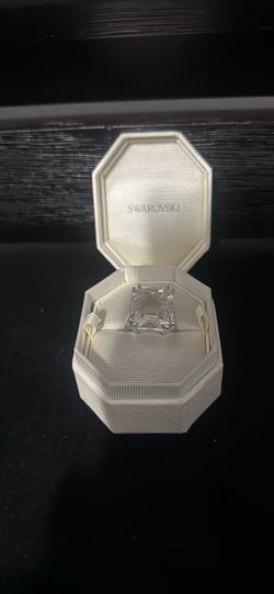 Swarovski Ring