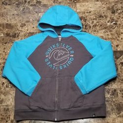 Boys Hoodie Size Small 7/8 (PLEASE 🐝 KIND & DON'T WASTE MY TIME)