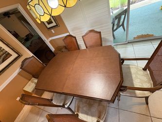 Ethan Allen Dining Table & 6 Chairs – 2 Leaves + Custom Table Pads