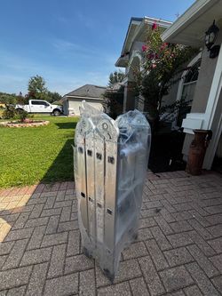 Aluminum Multi-Position Ladder.12’