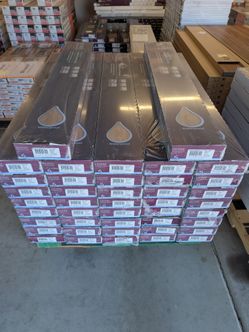 Waterproof Laminate Flooring, 884 SQ FT