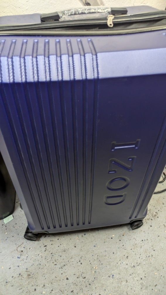 IZOD Suitcase