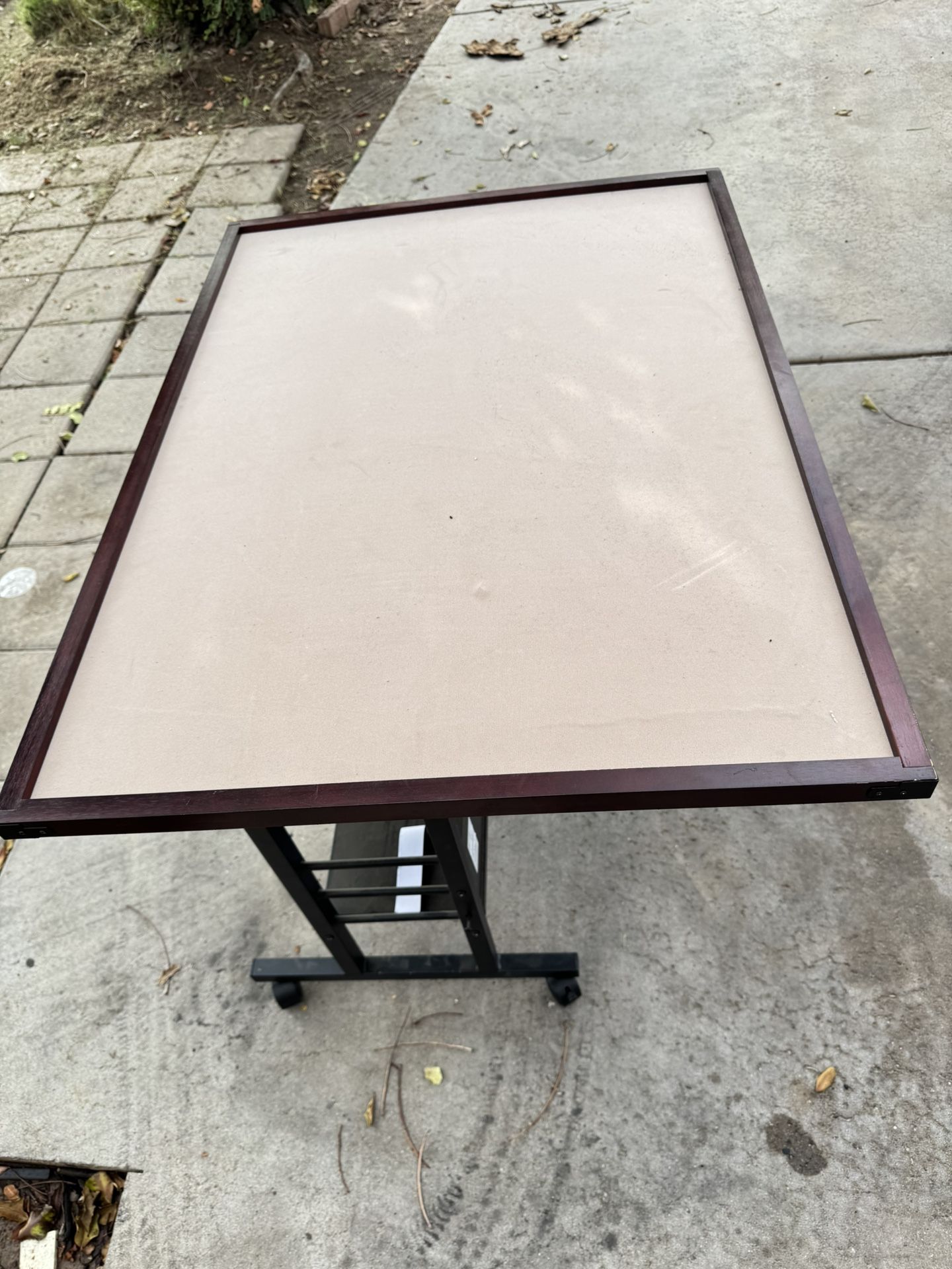 Puzzle Table 