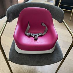 OXo Tot Nest Booster Seat 