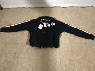 Women’s Pittsburg Steelers Sweatshirt Size Medium