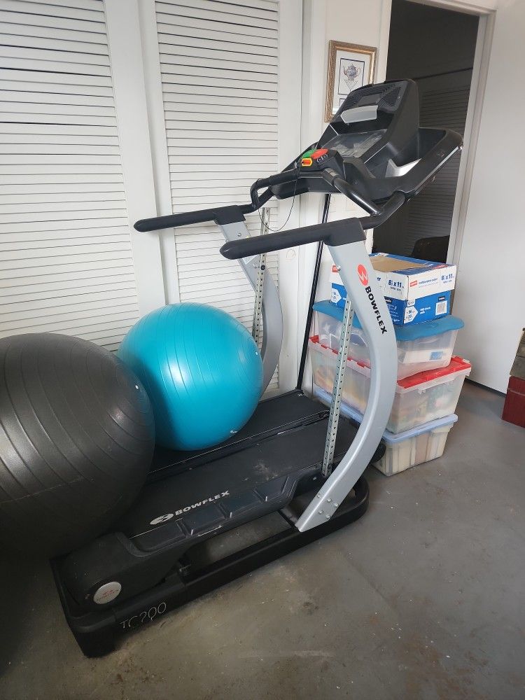 Bowflex TC200 treadmill