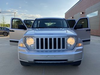 2011 JEEP LIBERTY