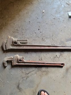 24,36 Pipe Wrench 