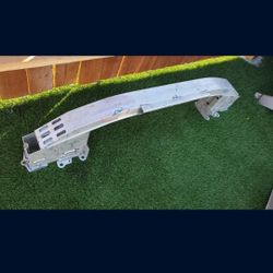 2016 - 2021 HONDA CIVIC FRONT
REINFORCEMENT REBAR BAR IMPACT
USED OEM. NC42