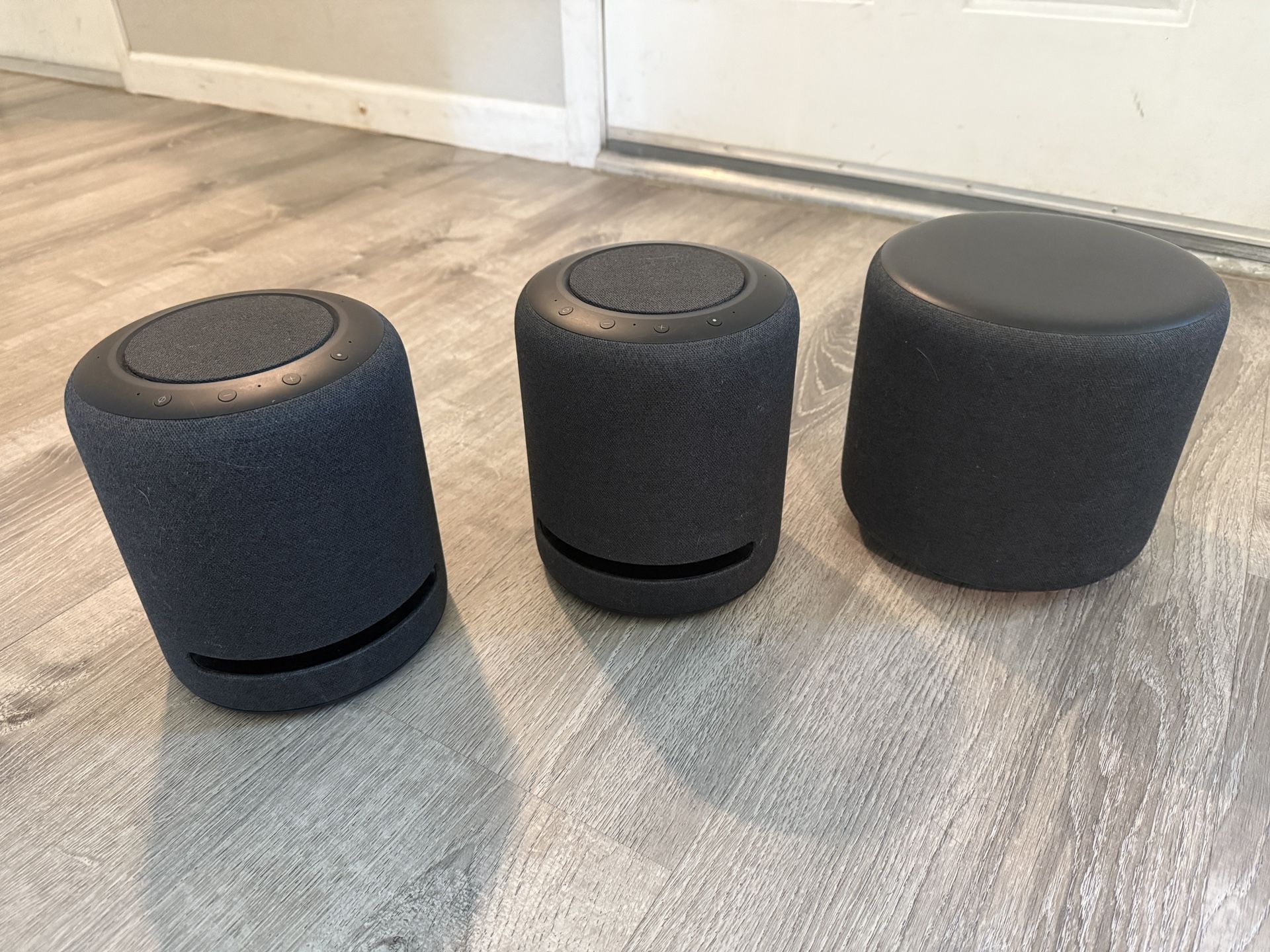 🎵 Amazon Echo Studio & Subwoofer Home Theater Setup – $200 (Like New)