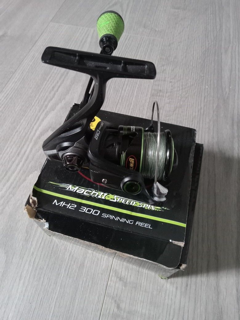 Lews Mach 2 Fishing Reel 