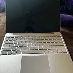 Surface Laptop