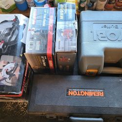 FULL GARAGE TOOL BUNDLE - $150 (Firm) Pick up in Revere.