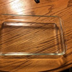 2-quart Pyrex Ovenware