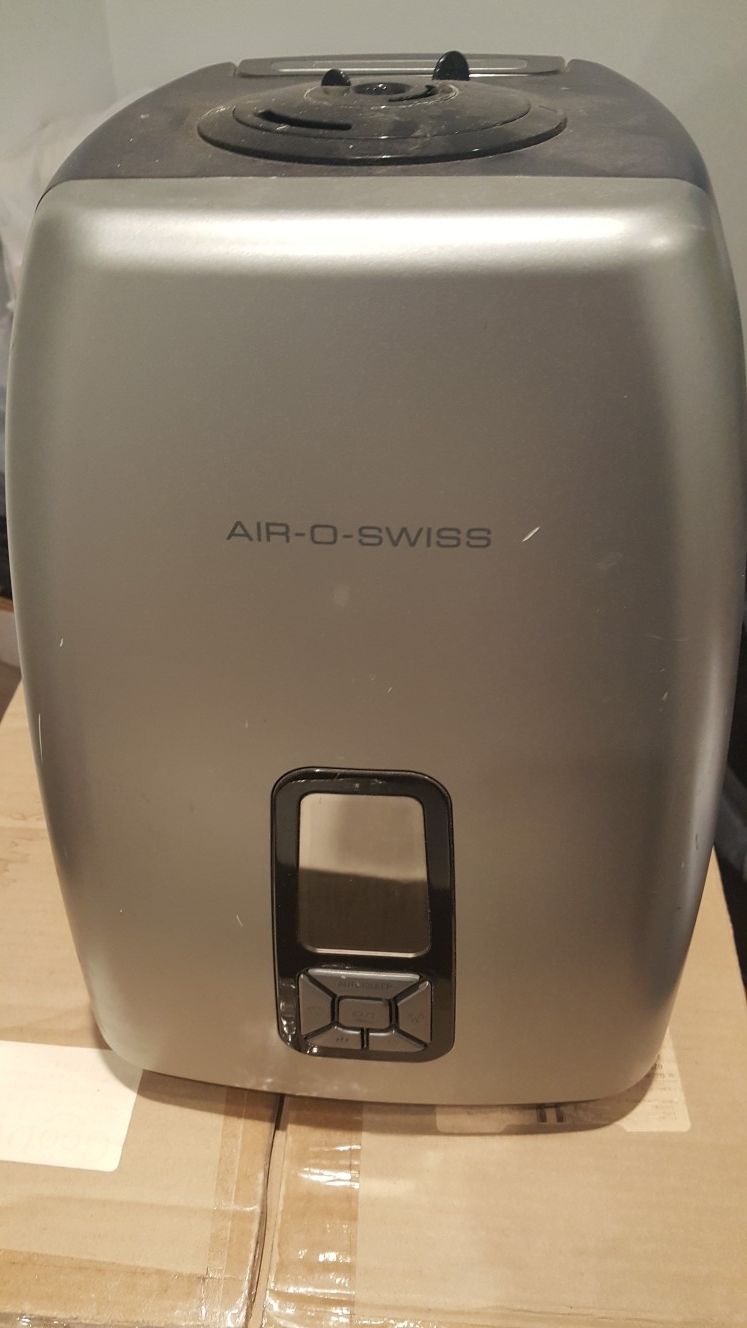 Air-o-Swiss model AOS 7144 Ultrasonic Humidifier Air Treatment System Hygrometer