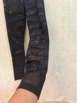 Lululemon Black Mesh full Leggings
