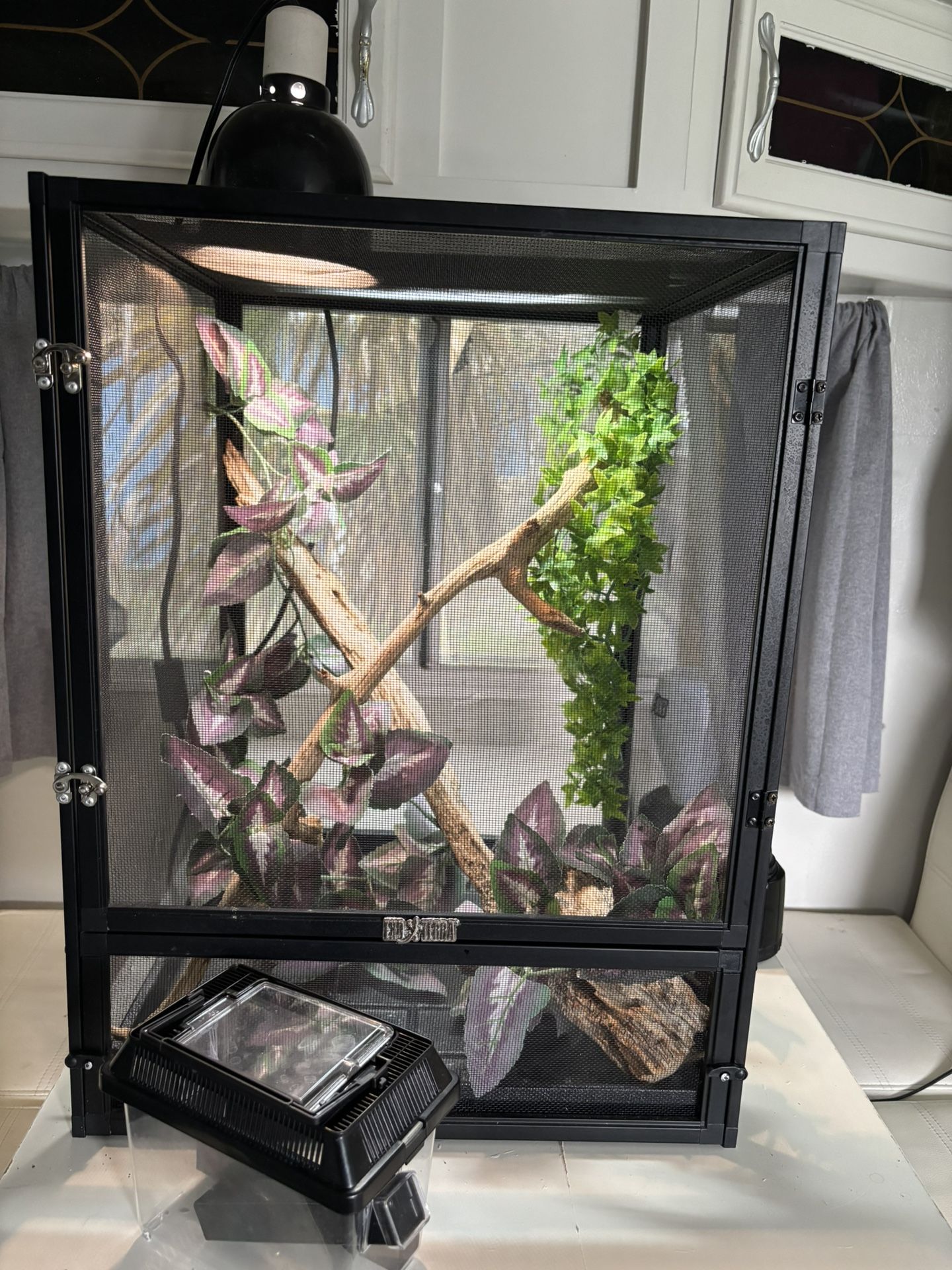🦎 34 Gallon (18x18x24) Reptile Mesh Terrarium with Accessories – $165