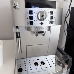 DeLonghi coffee machine