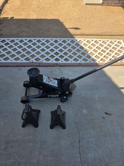 Craftsman 3 ton floor jack and stands.