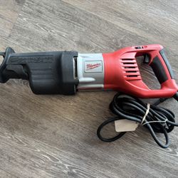 Milwaukee Tools Sawzall 