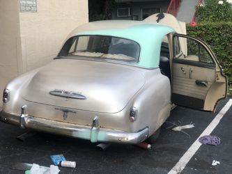 1951 Chevy Deluxe Sedan Classic Antique old school
