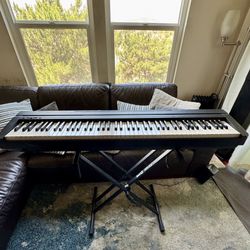 Yamaha P-71 Electric Piano