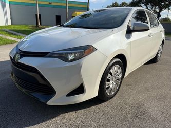 Toyota Corolla Sedan White 2018 BHPH