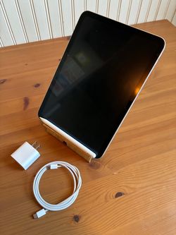 iPad 10th Gen with extras