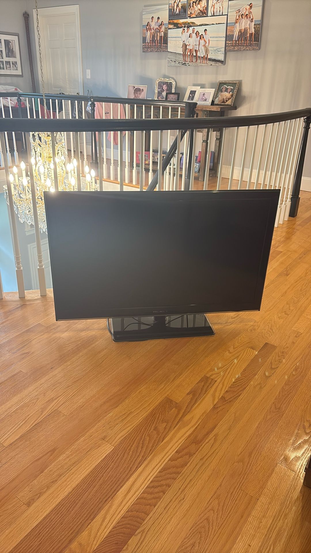 Olevia LCD television model VLE-42FDVLDRB 42-inch Screen display.