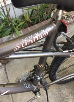 Shimano MOTIV ca.480 21 speed comfort bike for Sale in San Dimas