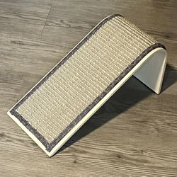 Wood & Sisal Cat Scratch Board