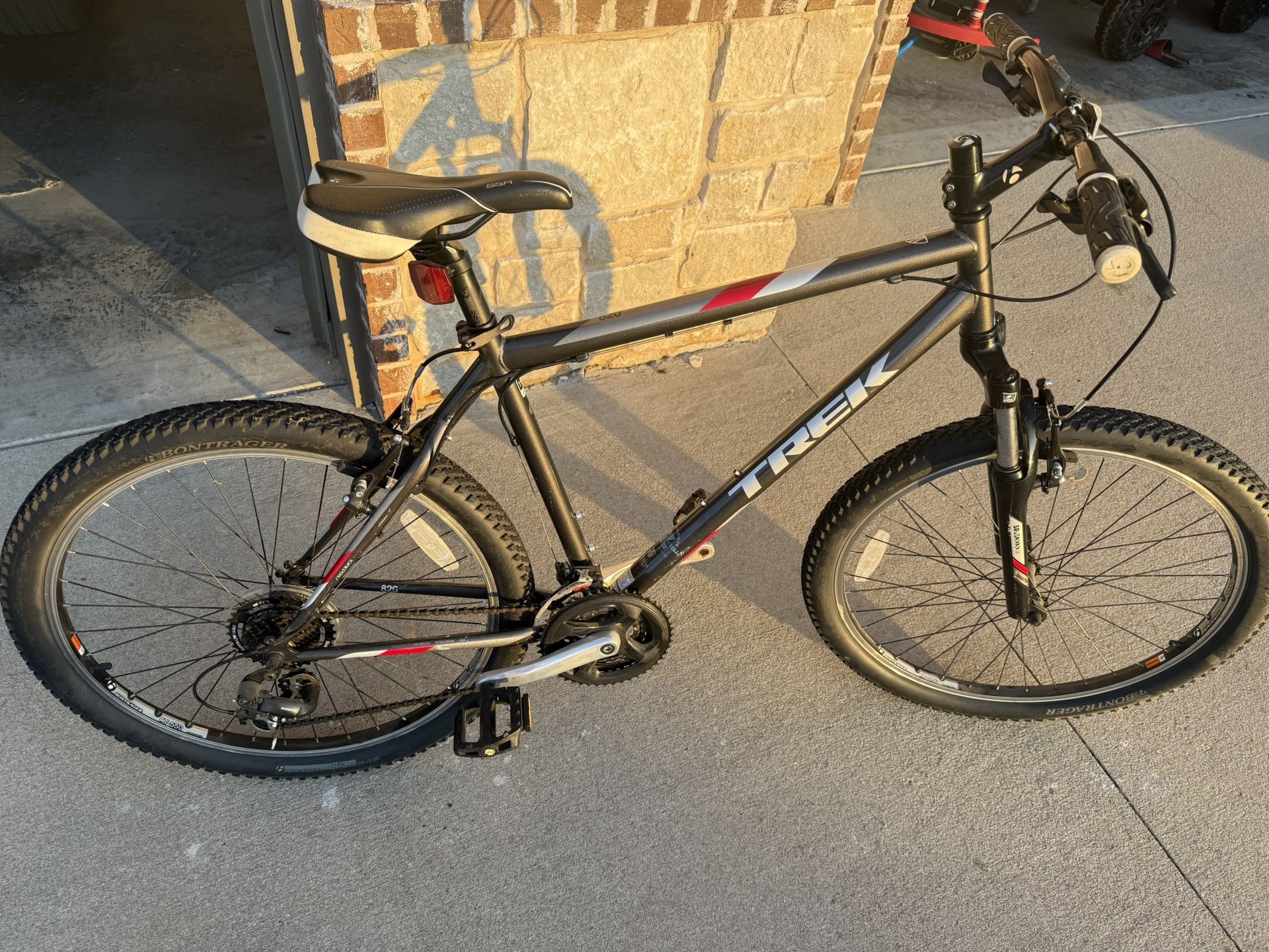 Trek Hybrid Bike