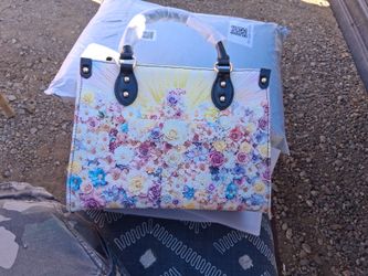 Brand new purse