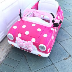 Disney Minnie Mouse Convertible 6volt Battery Powered Electric Car 