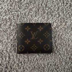 Louis Vuitton Men’s Wallet 