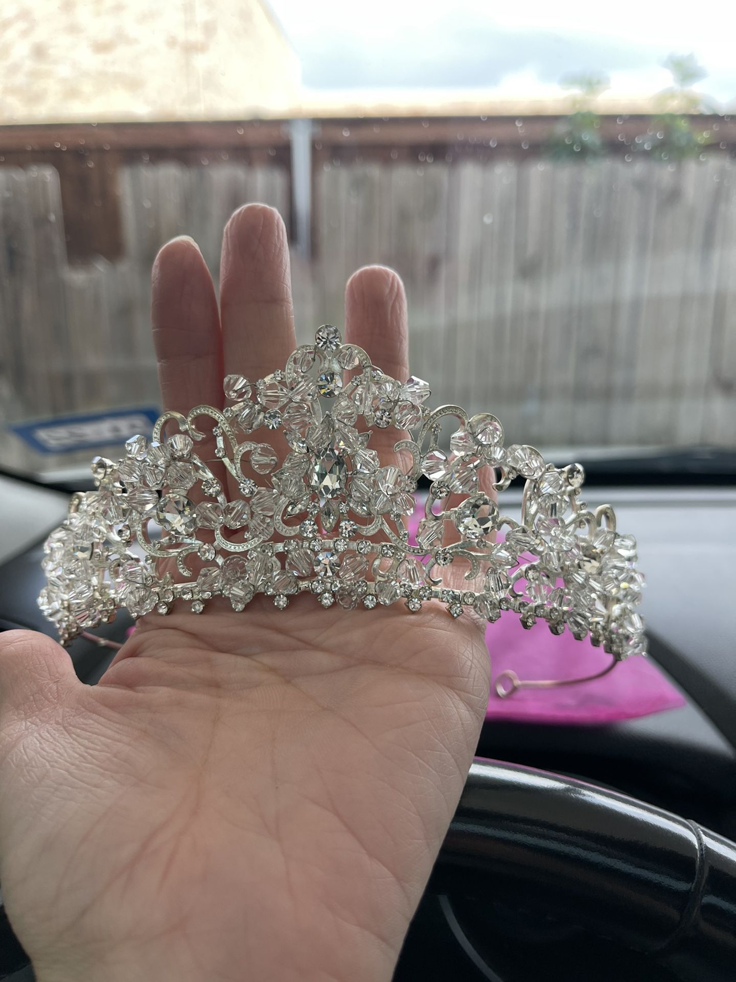 Brand New Tiara From Sunday’s bride Never Worn No Bad Juju Just Wore My Hair Different !