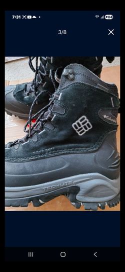 Work Boots size 9.5 is still available
