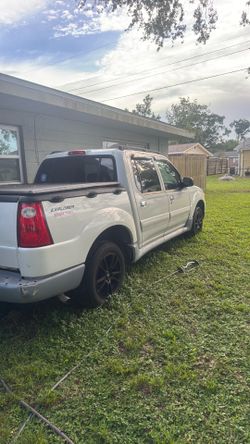 2003 Ford Explorer Sport