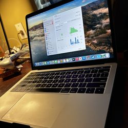 Macbook Air 13 Inch 2019