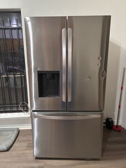 LG LFXS 3 Door- French Door Refrigerator