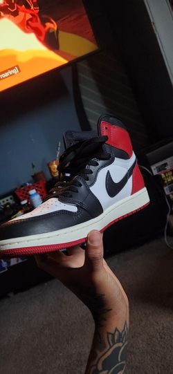 Air Jordan 1s Retro High OG Red
